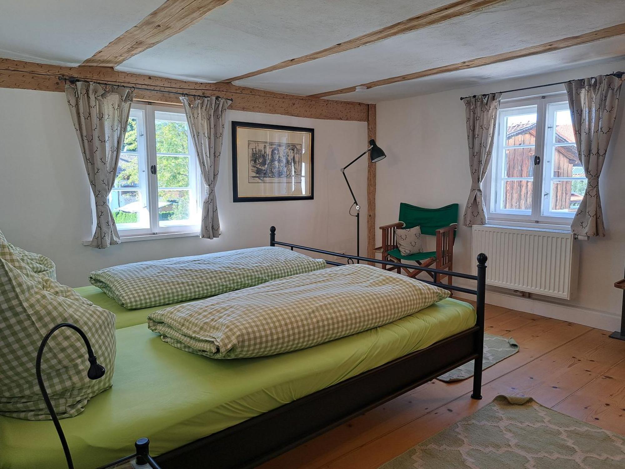 Neu! Ferienwohnungen Im Lueftlmalereck, Hennalahaus Обераммергау Экстерьер фото
